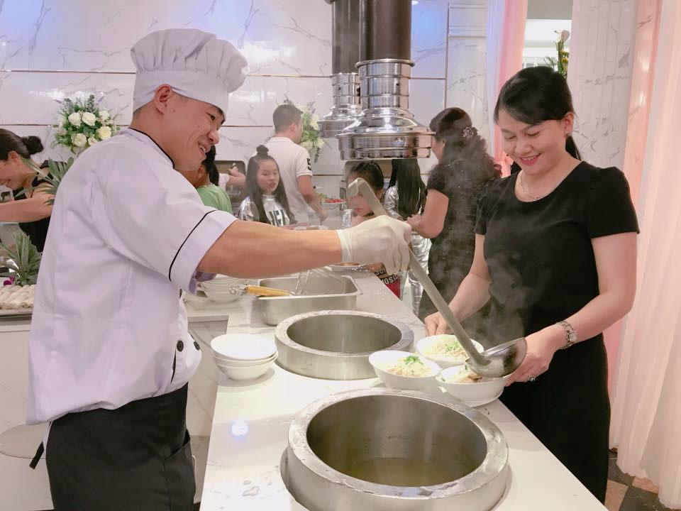 Canh Hung Palace 하이퐁 외부 사진